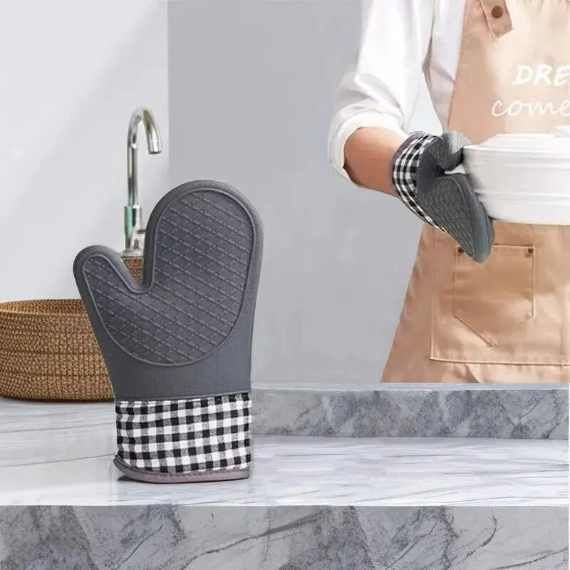 CowLost | silicone-insulated-glove-anti-slip-lengthened-thickened-high-temperature-resistant-kitchen-anti-scalding-device |1