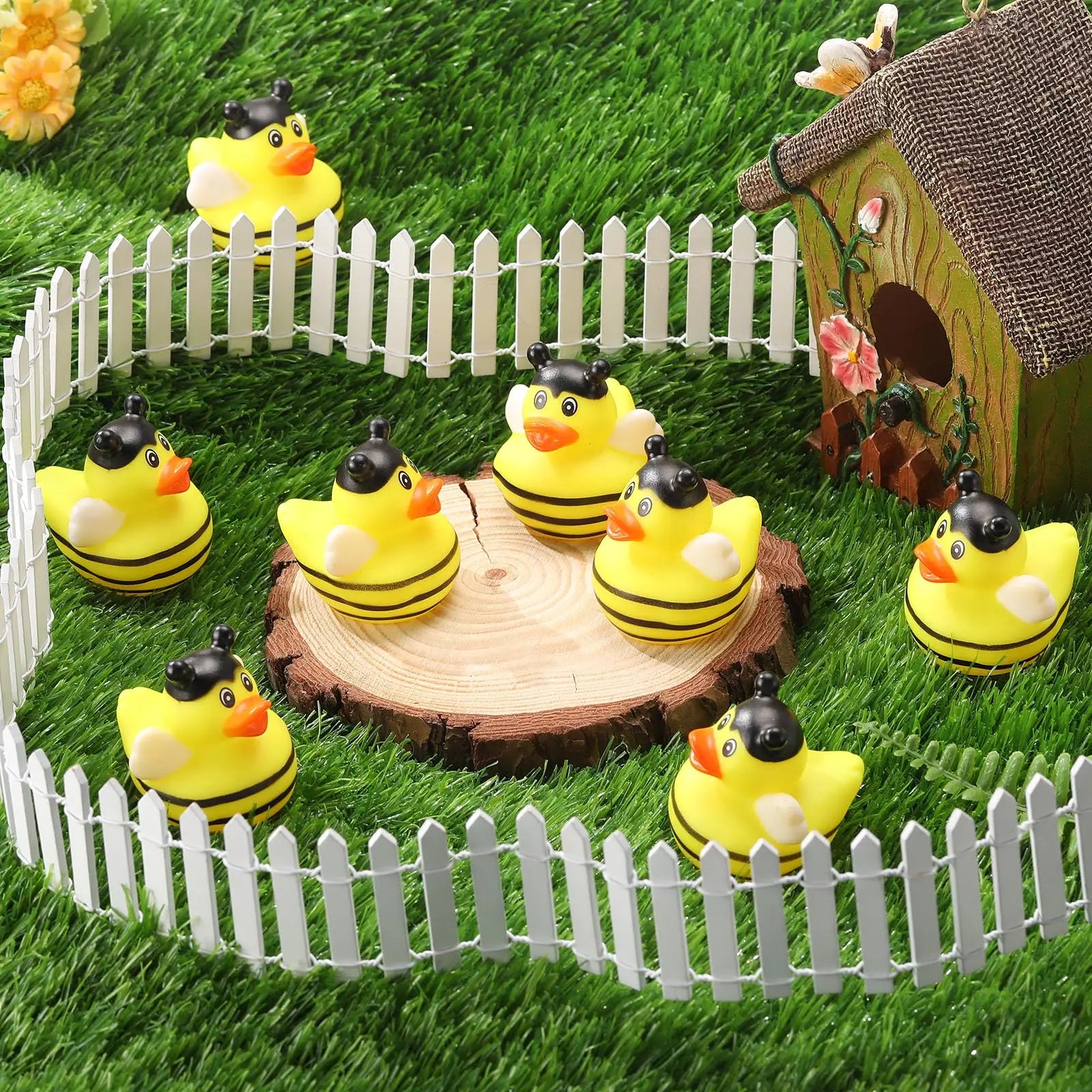 CowLost | product_id-bee-rubber-duck-toy-floating-bath-gift-for-birthday-party-and-classroom-reward |4