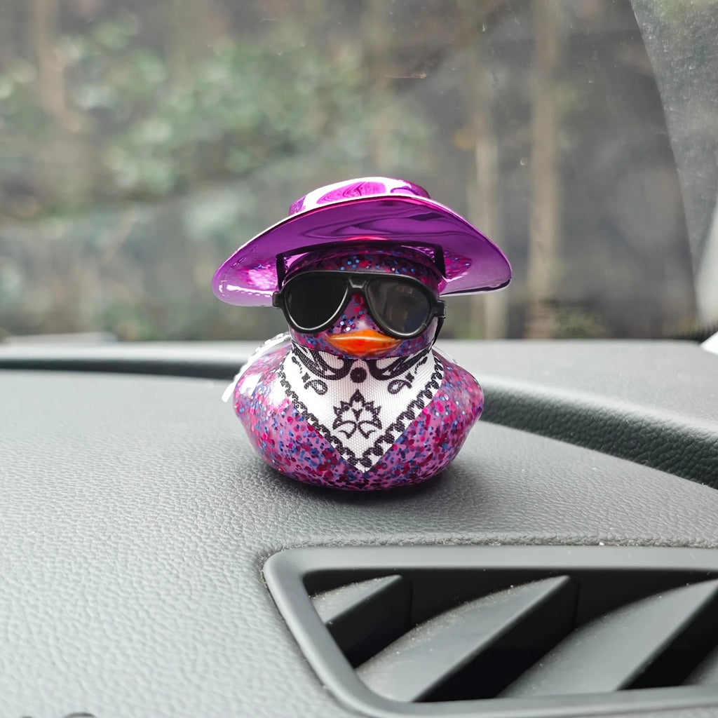 CowLost | product_id-cowboy-hat-rubber-duck-car-decoration-set |6