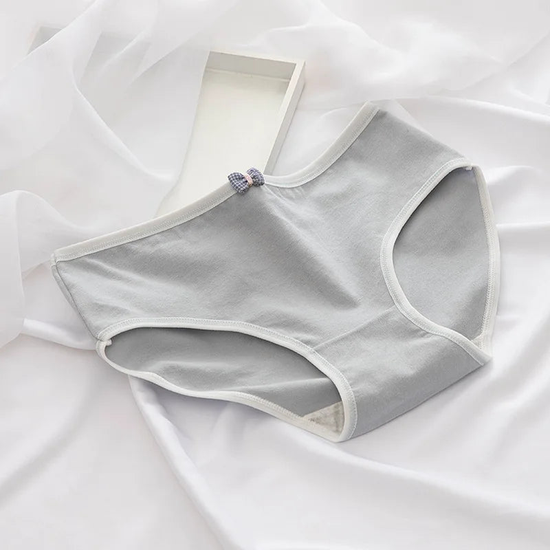 CowLost | product_id-ollymurscn-womens-cotton-low-waist-breathable-solid-color-briefs-m-xl |14