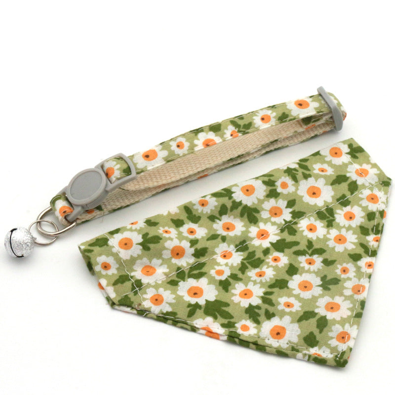 CowLost | activewear-pants-adjustable-little-daisy-dog-and-cat-neck-scarf-bandana |12