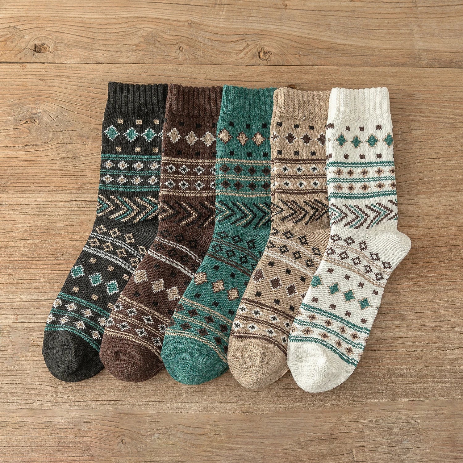 CowLost | sporting-goods-5-pairs-thick-warm-retro-style-socks-for-men-women |23