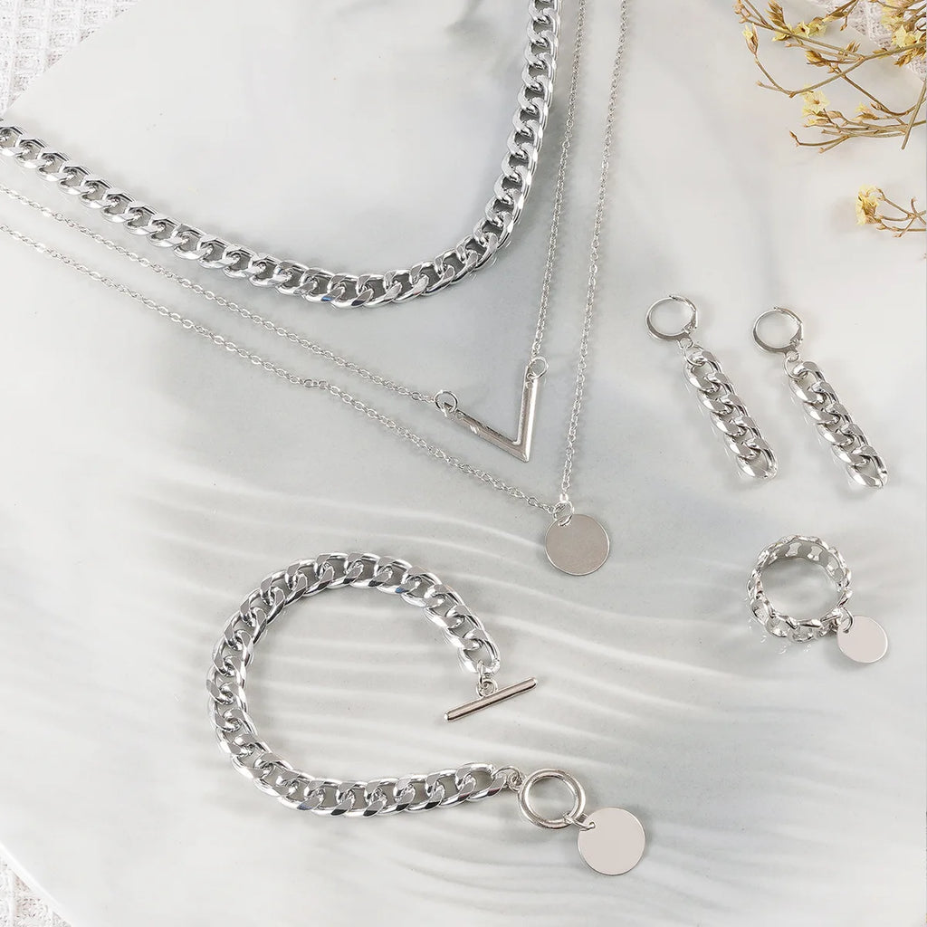 Vintage Multilayer V-Shaped 7-Piece Jewelry Set with Necklace, Earrings, Rings, and Bracelet