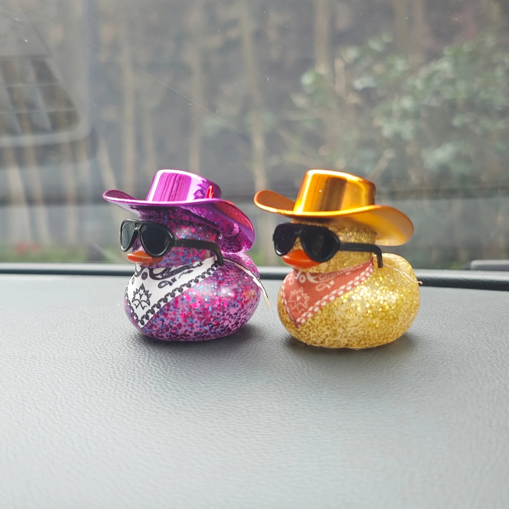 CowLost | product_id-cowboy-hat-rubber-duck-car-decoration-set |4