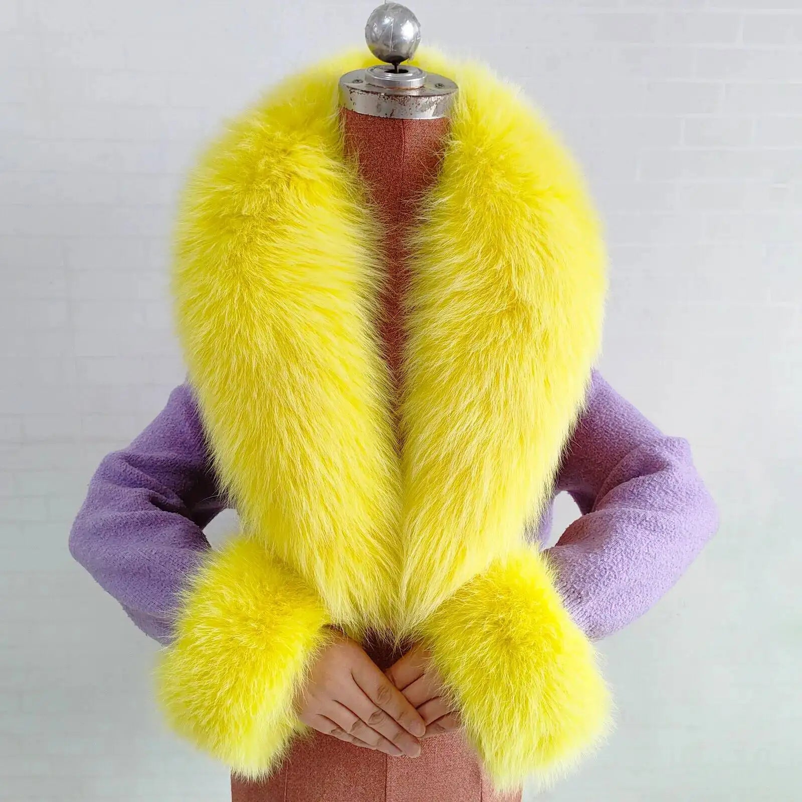 CowLost | winter-natural-fox-fur-scarf-and-cuff-set |23
