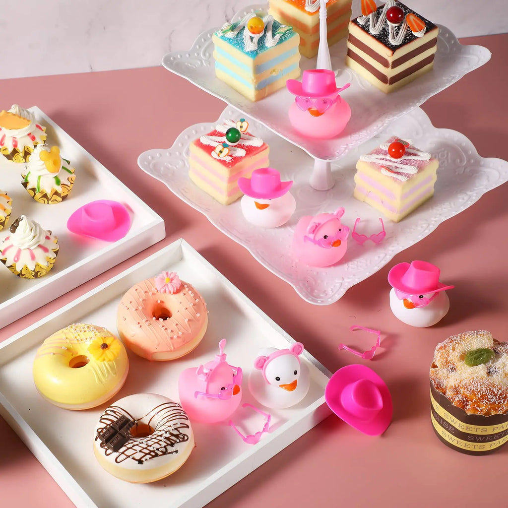 CowLost | product_id-24-48-pcs-2-inch-valentines-day-rubber-ducks-bath-toys-party-decorations |6