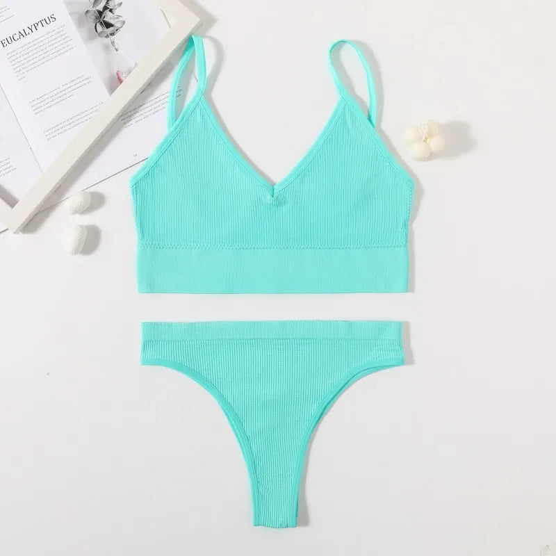 CowLost | product_id-women-seamless-wire-free-bra-high-leg-thong-set-with-u-back |10