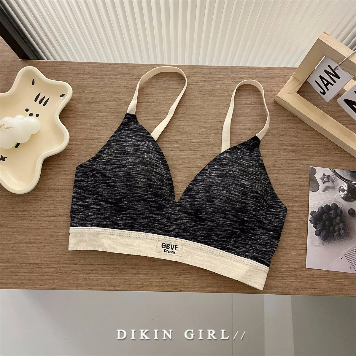 CowLost | product_id-adjustable-seamless-wire-free-push-up-bra-for-small-or-flat-breasts-slim-fit |9