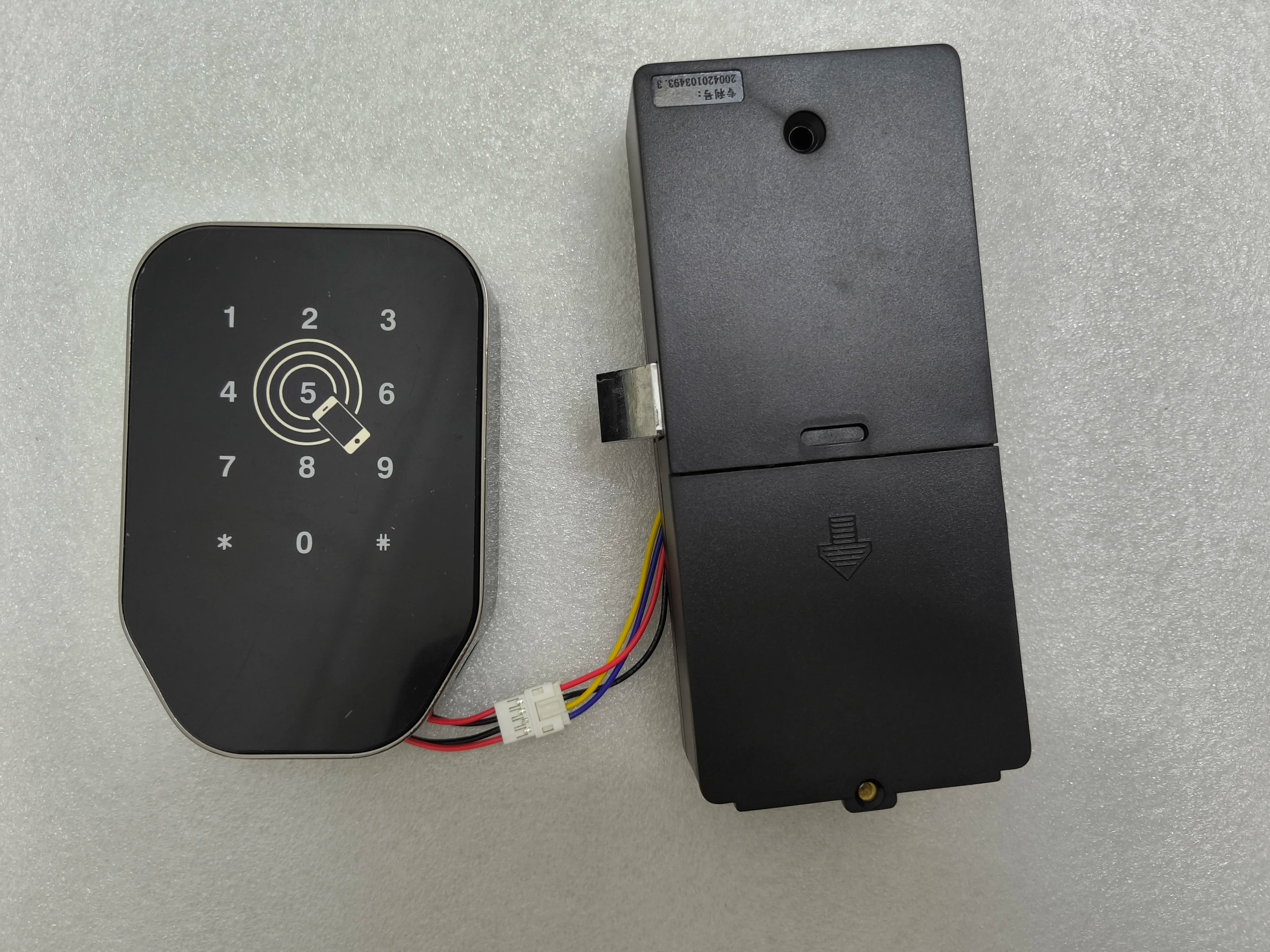 CowLost | locks-keys-product_id-vseumet-smart-cabinet-lock-keyless-bluetooth-ttlock-rfid-electric-drawer-lock |5