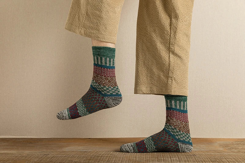 CowLost | sporting-goods-5-pairs-winter-vintage-thick-warm-socks |15