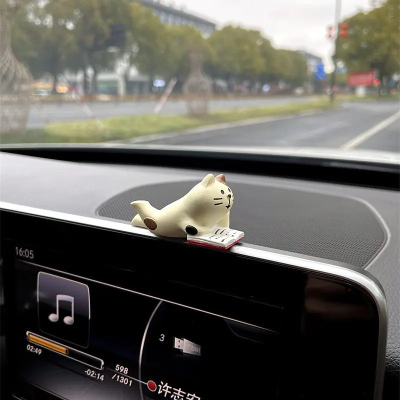 CowLost | decor-product_id-healing-kitten-resin-car-dashboard-ornament-decorative-cat-figure |16