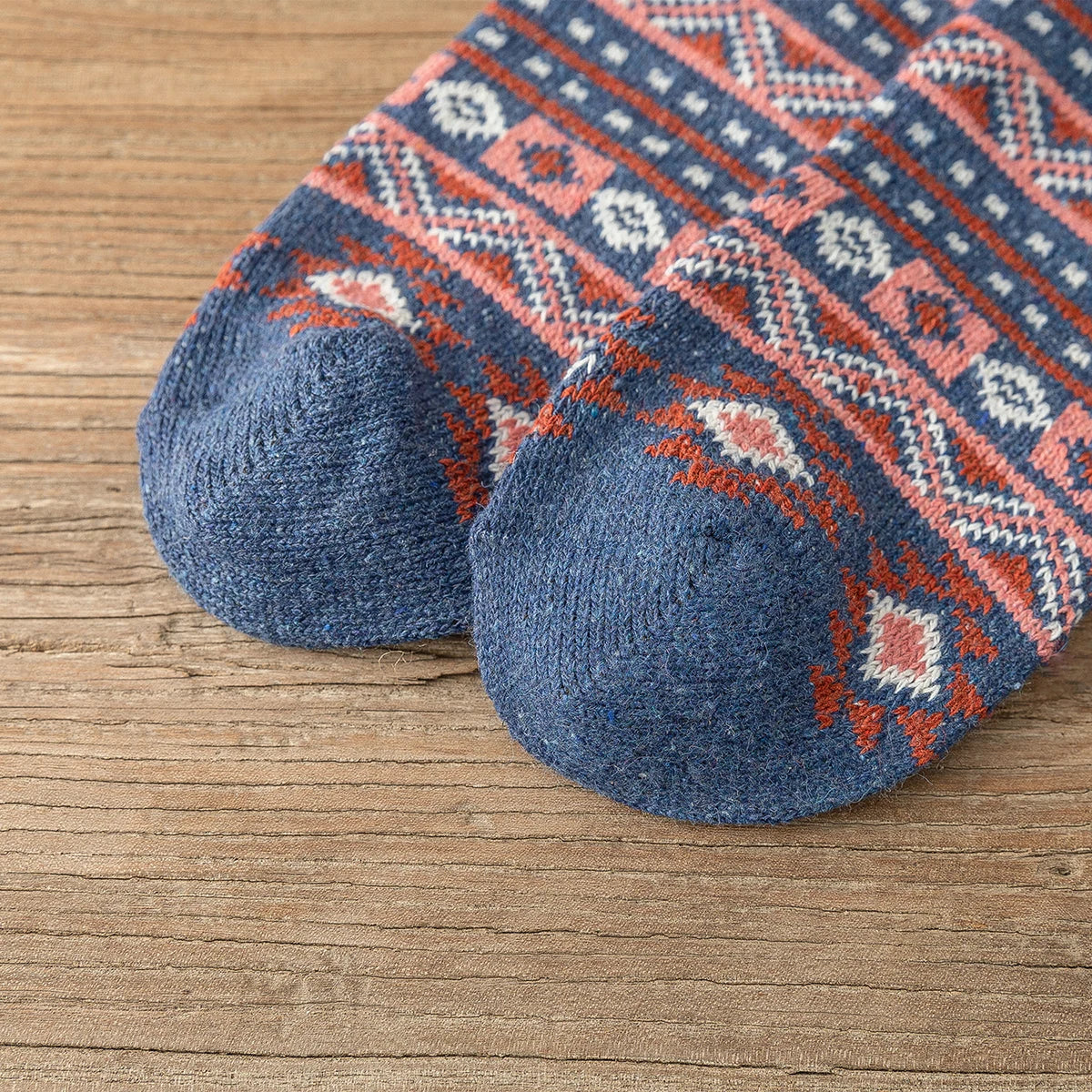 CowLost | sporting-goods-5-pairs-thick-warm-retro-style-socks-for-men-women |10
