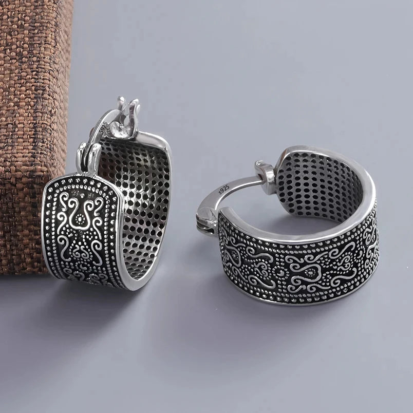 CowLost | business-card-cases-sam-panda-925-sterling-silver-vintage-flower-hoop-earrings-for-women |1