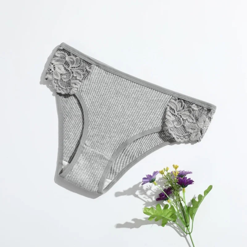 CowLost | product_id-3pcs-womens-cotton-lace-trim-low-rise-breathable-briefs-solid-panties |11