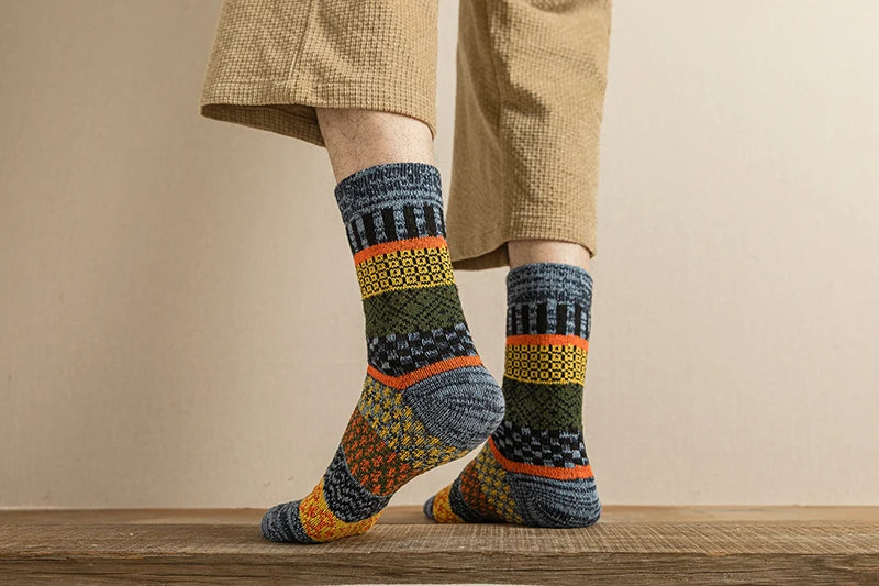 CowLost | sporting-goods-5-pairs-winter-vintage-thick-warm-socks |13