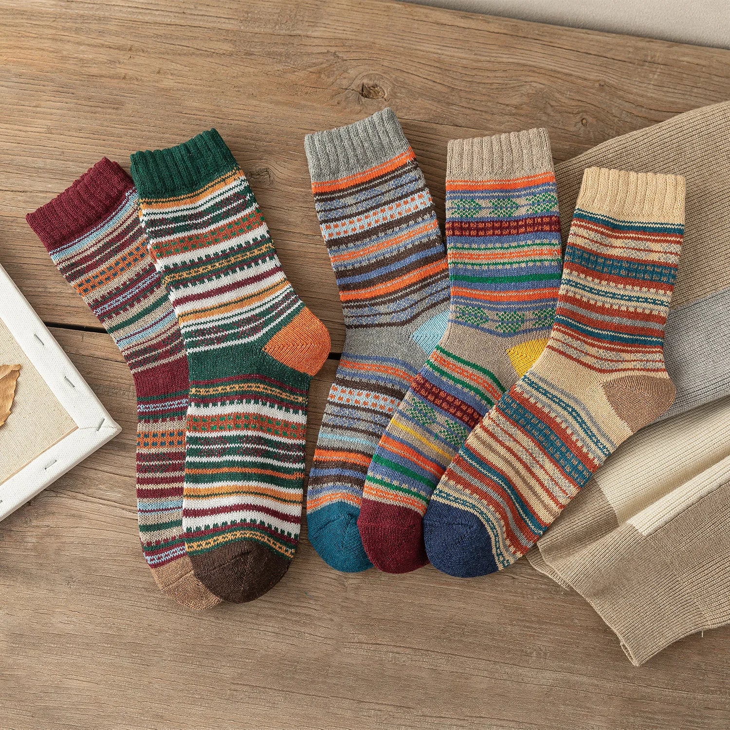 CowLost | sporting-goods-5-pairs-winter-vintage-thick-warm-socks |35