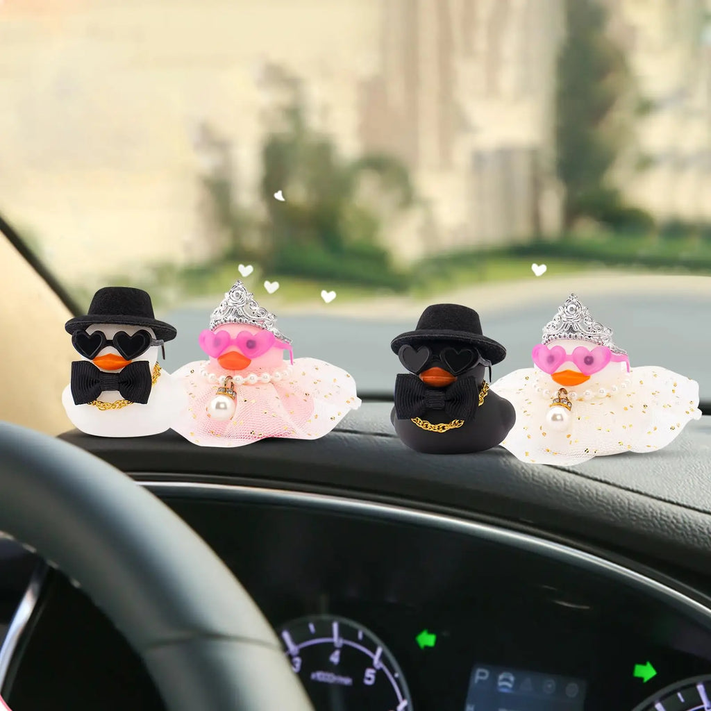 CowLost | product_id-2-piece-wedding-rubber-duck-set-bride-groom-mini-couple-gift |6