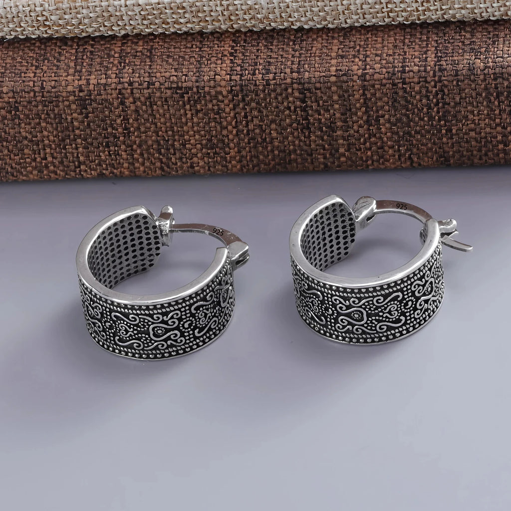 CowLost | business-card-cases-sam-panda-925-sterling-silver-vintage-flower-hoop-earrings-for-women |3