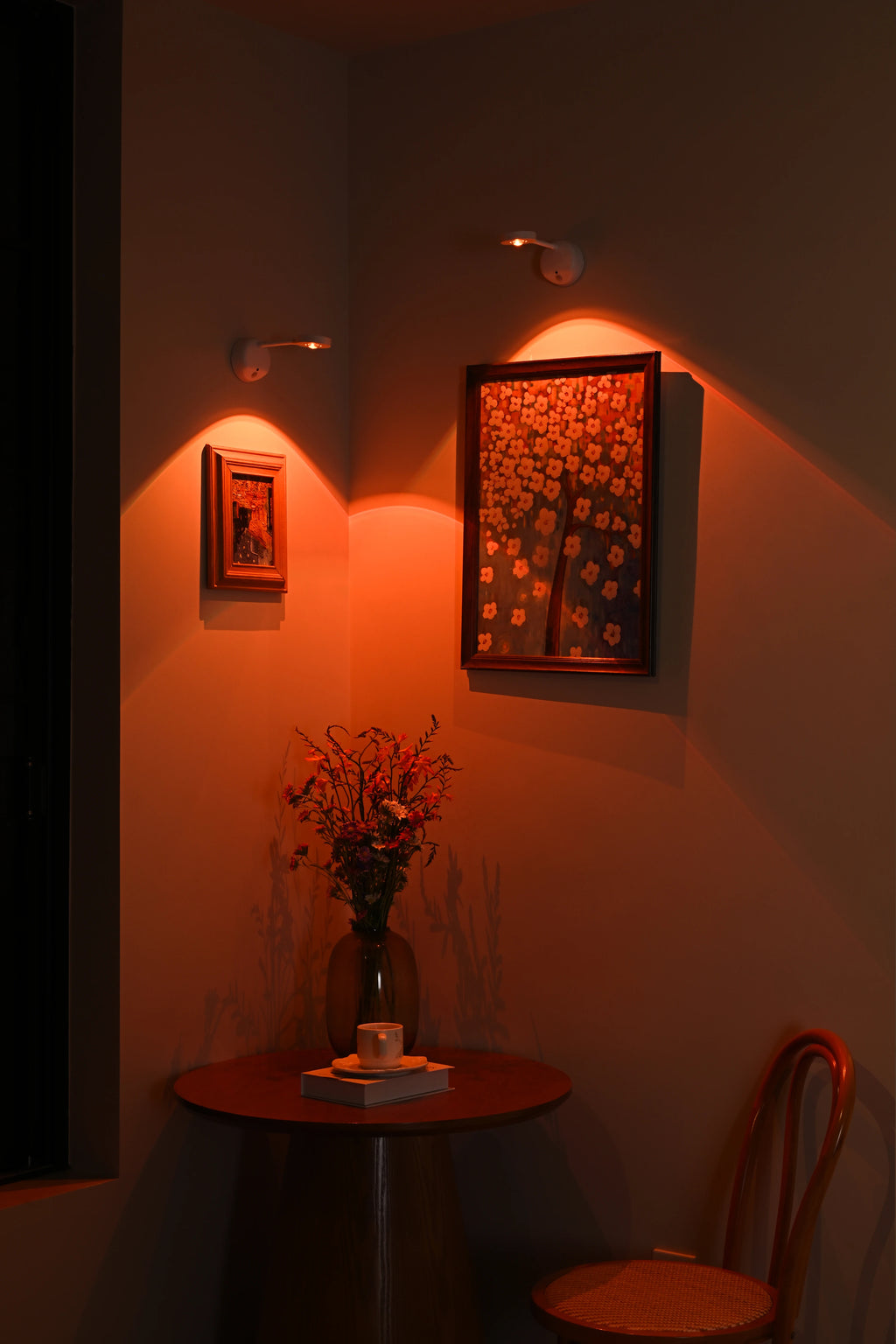 CowLost | product_id-rgb-usb-rechargeable-wireless-human-sensing-dimmable-led-wall-spotlight-for-paintings |19