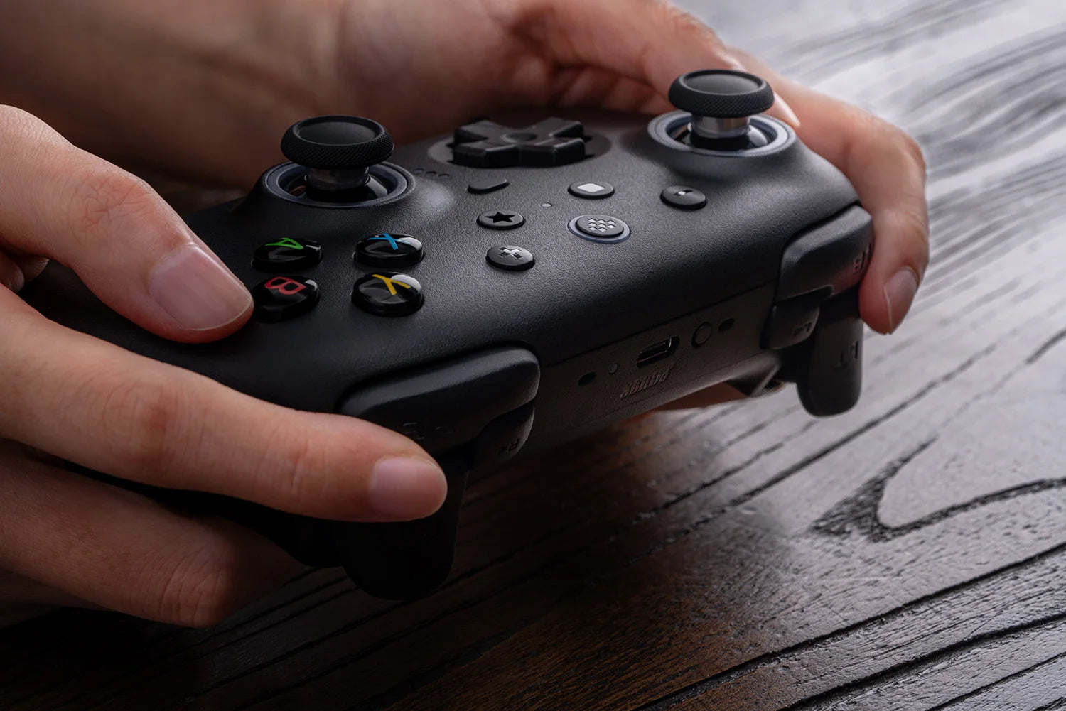 CowLost | 8bitdo-ultimate-2-wireless-controller-gamepad-with-8speed-exclusive-technology |11