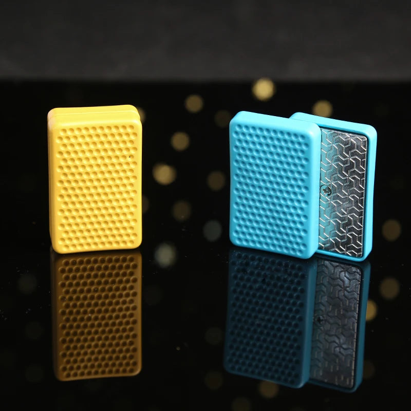 CowLost | product_id-honeycomb-edc-magnetic-card-pusher-stress-relief-toy-for-adults |5
