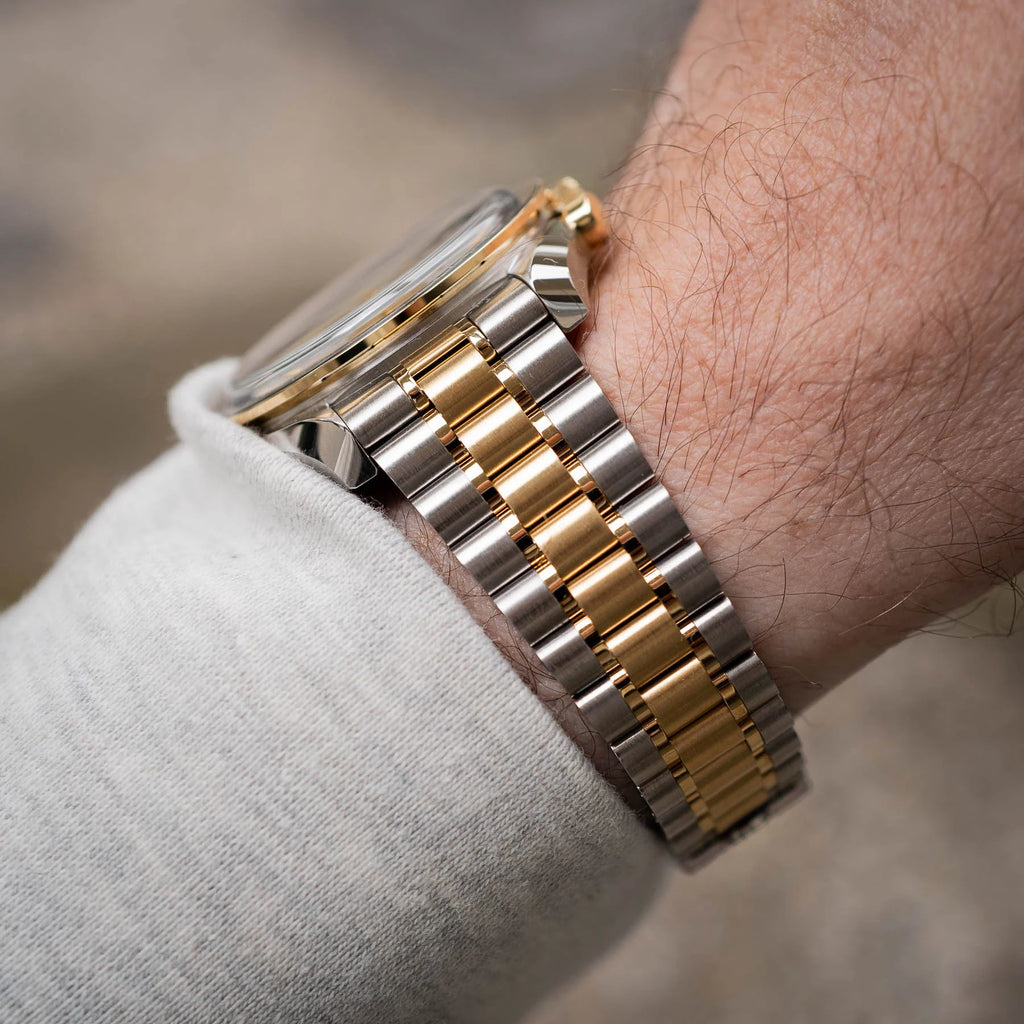CowLost | pagani-design-2025-silver-gold-moon-luxury-quartz-watches |5