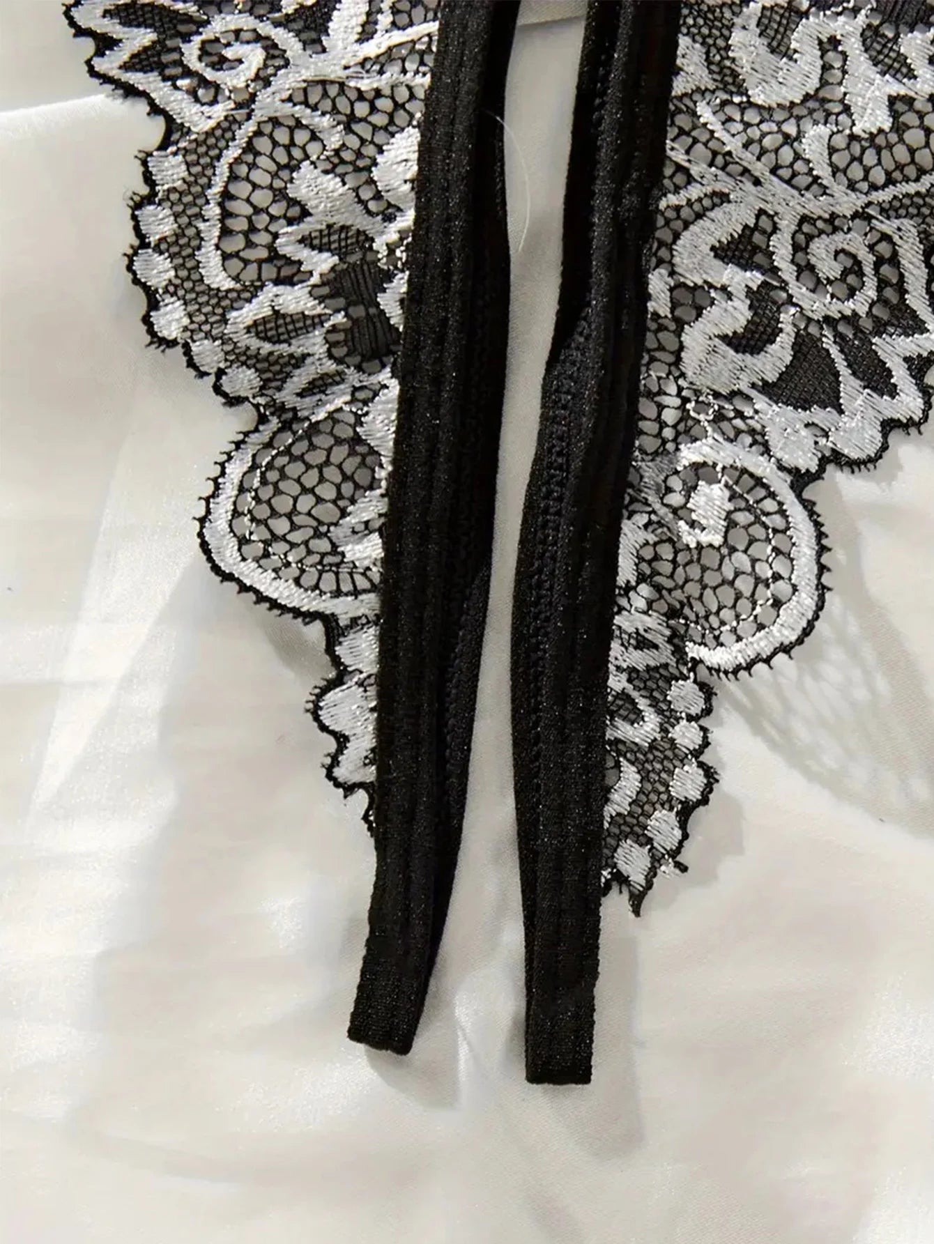 CowLost | floral-lace-sexy-lingerie-bow-open-split-cup-intimates-bra-and-thongs-sets |5