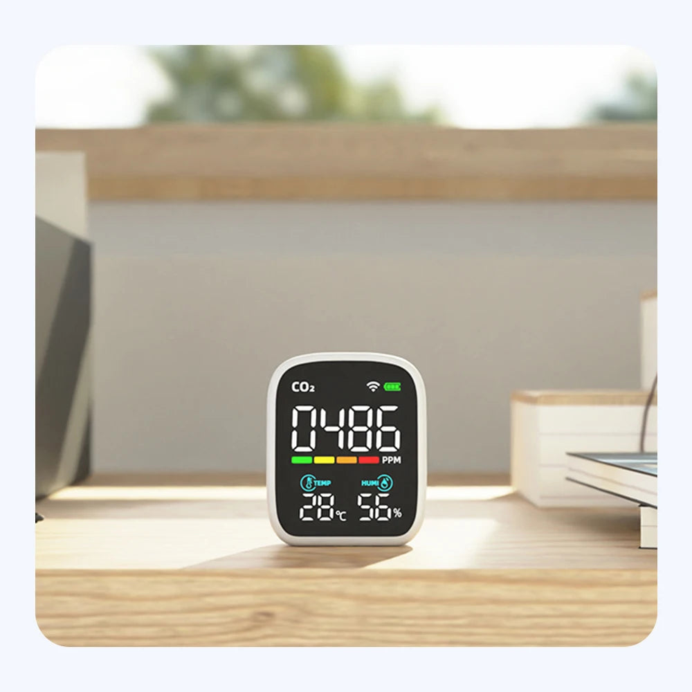 Portable WIFI Air Quality Tester with APP Control PM2.5 CO2 Temperature Humidity Meter