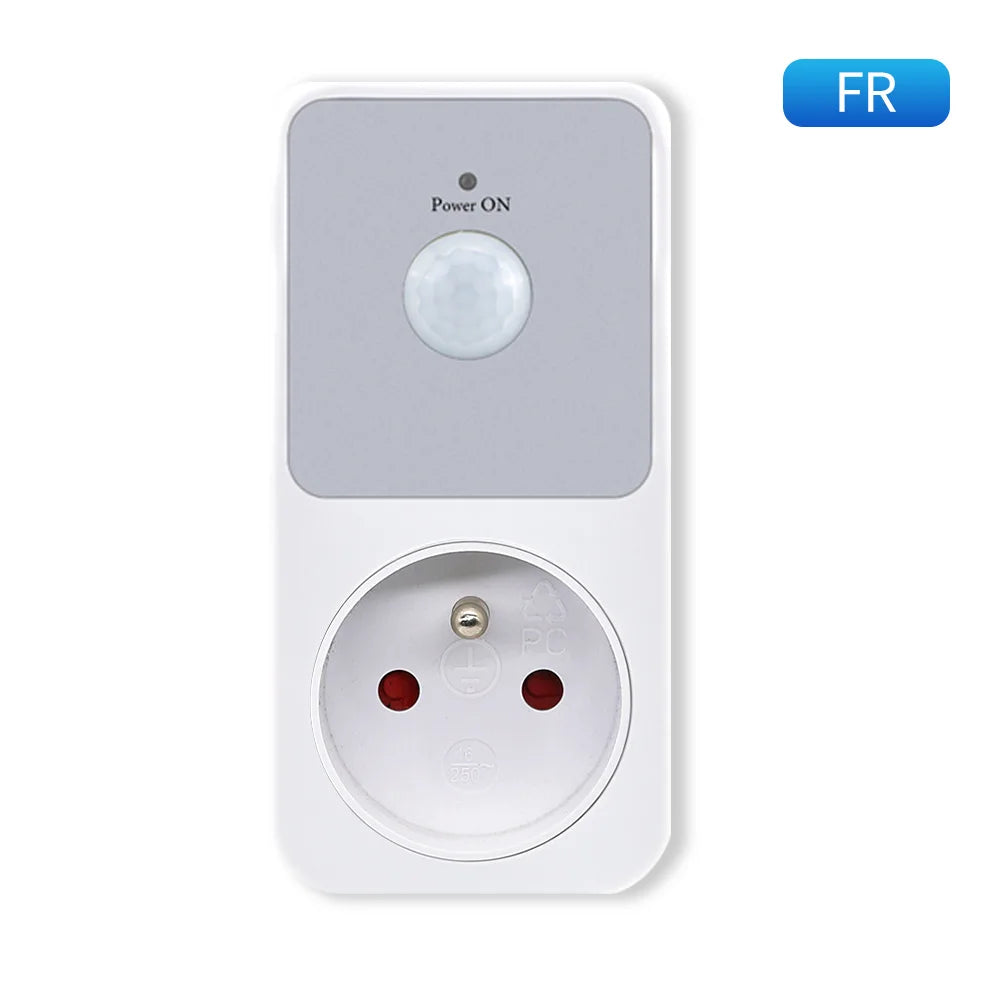 PIR Sensor Socket Lamp Holder 110-240V Infrared Detection 120° Automatic Induction Switch