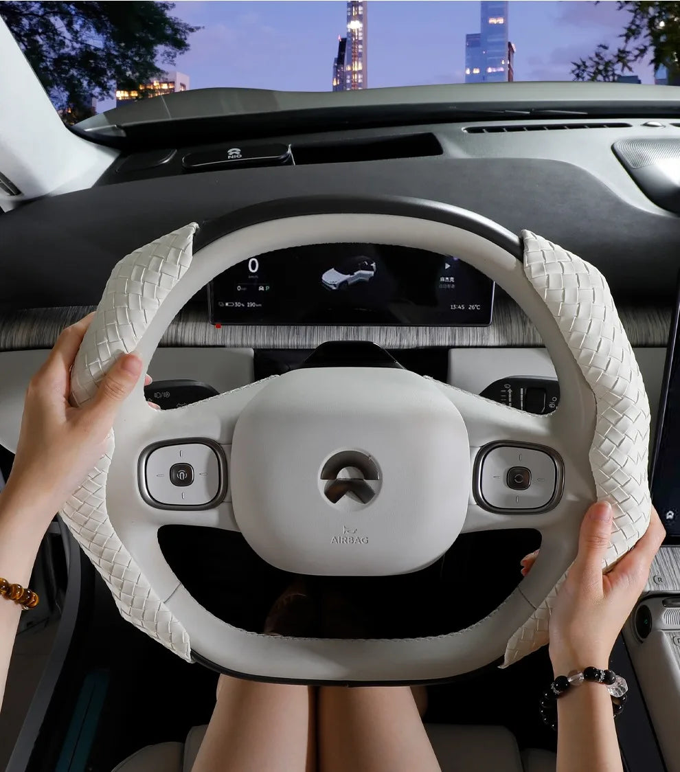 CowLost | luxury-braided-pu-leather-steering-wheel-cover |10
