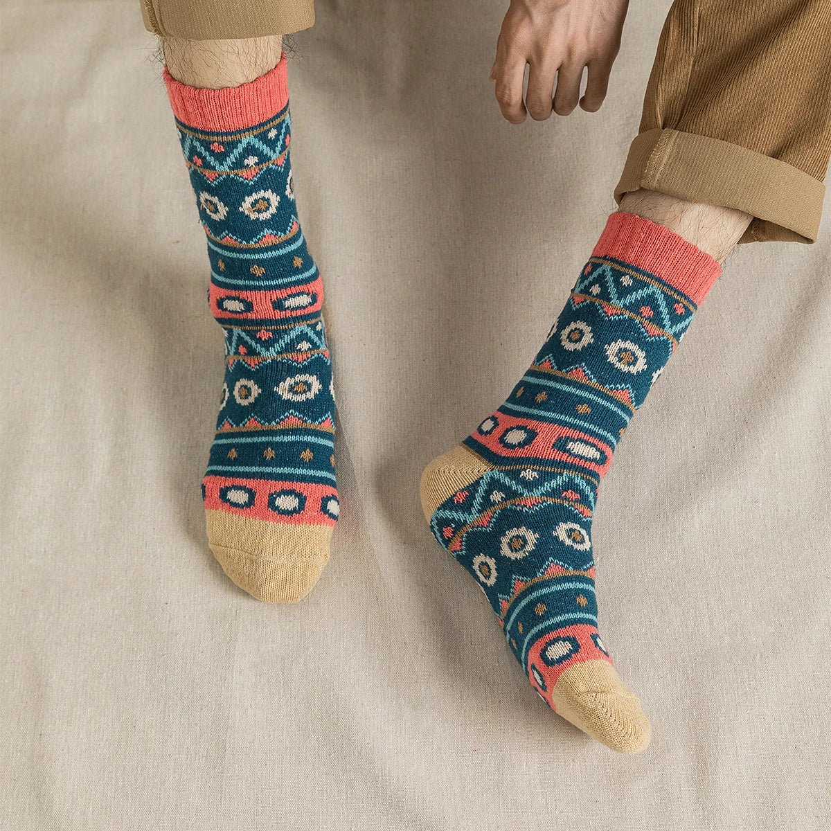 CowLost | sporting-goods-5-pairs-thick-winter-warm-unisex-socks-retro-style |14
