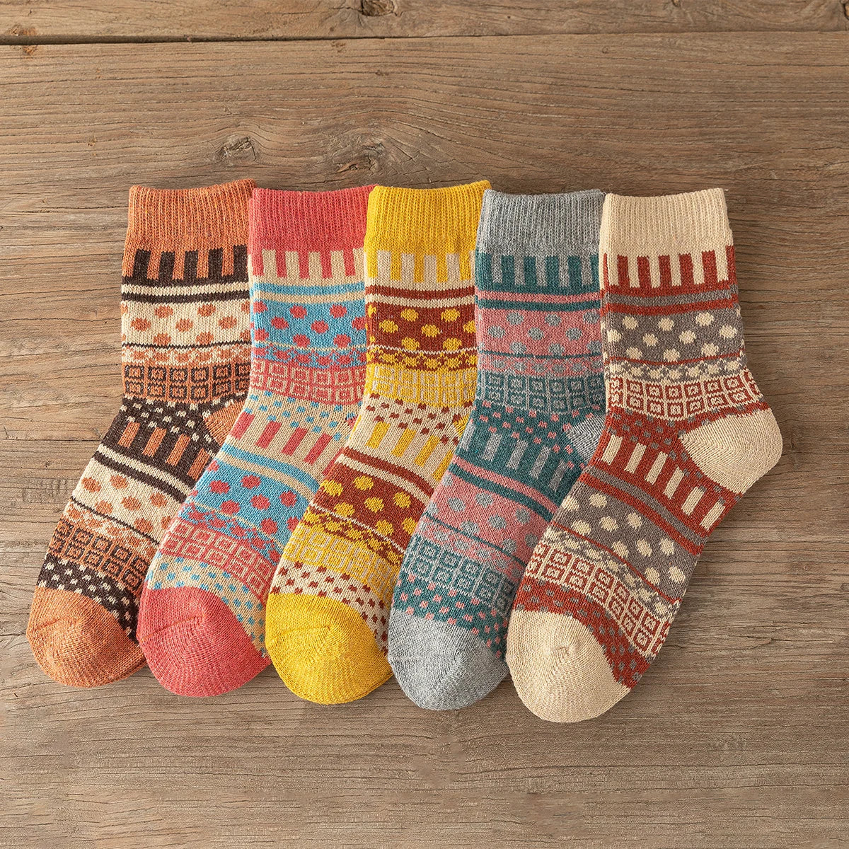CowLost | sporting-goods-5-pairs-winter-thick-warm-women-vintage-socks |33