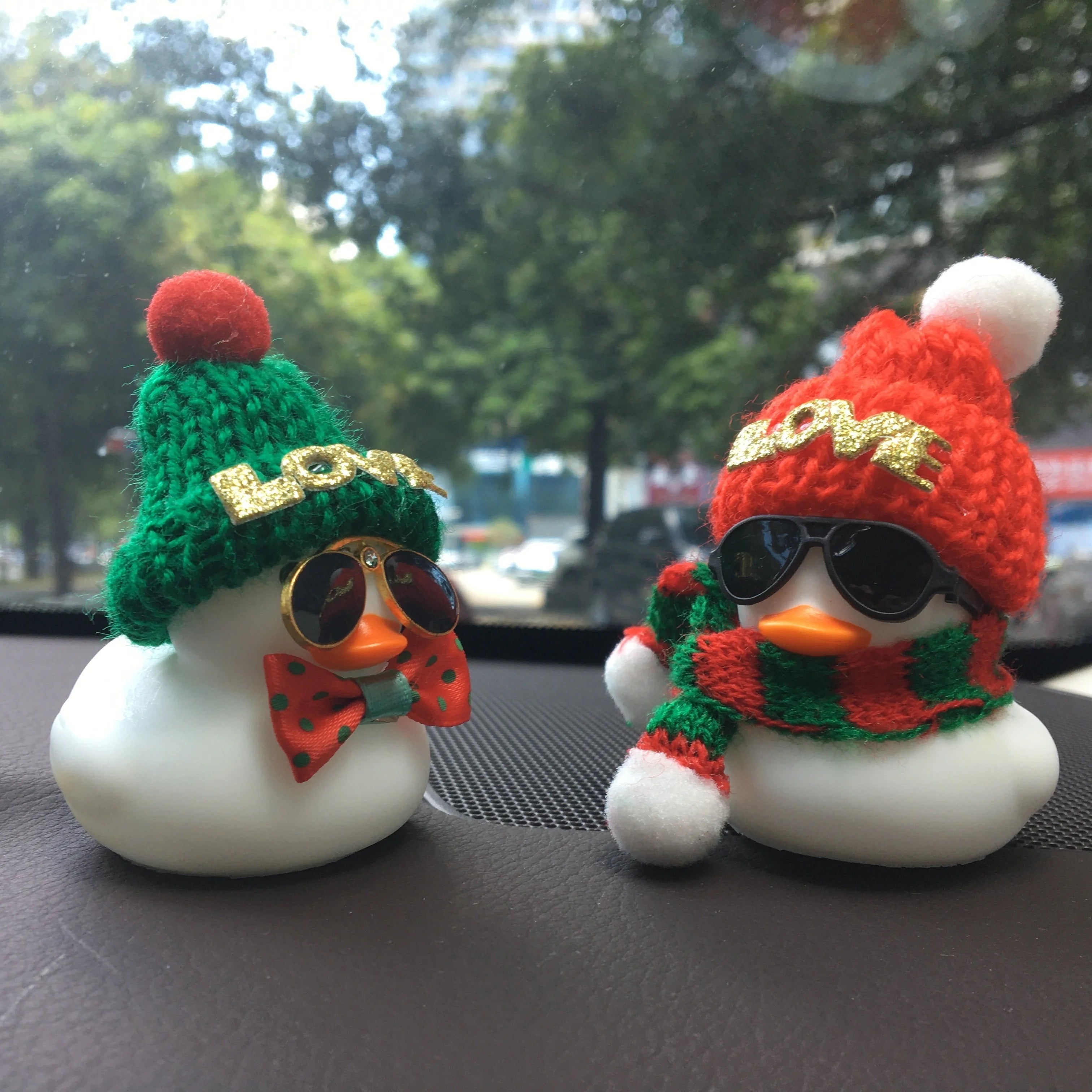 CowLost | product_id-1-set-rubber-duck-graduation-car-rearview-mirror-decoration |2