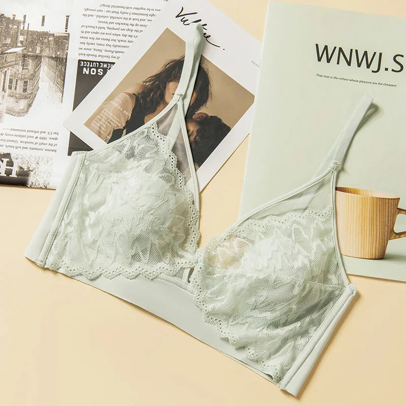 CowLost | product_id-wireless-push-up-lace-padded-bra-for-women-solid-color |11