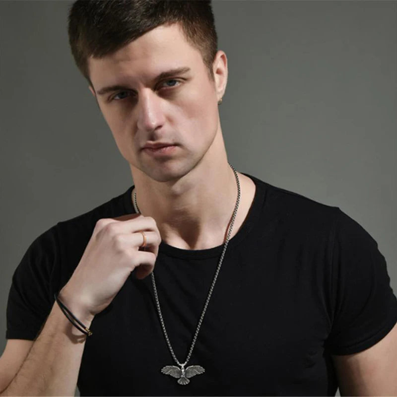 CowLost | product_id-2022-fashion-simple-compact-crow-raven-eagle-pendant-necklace-for-men-and-women |9
