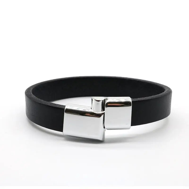 CowLost | badge-pass-holders-vintage-genuine-leather-wrap-cord-bracelet |5