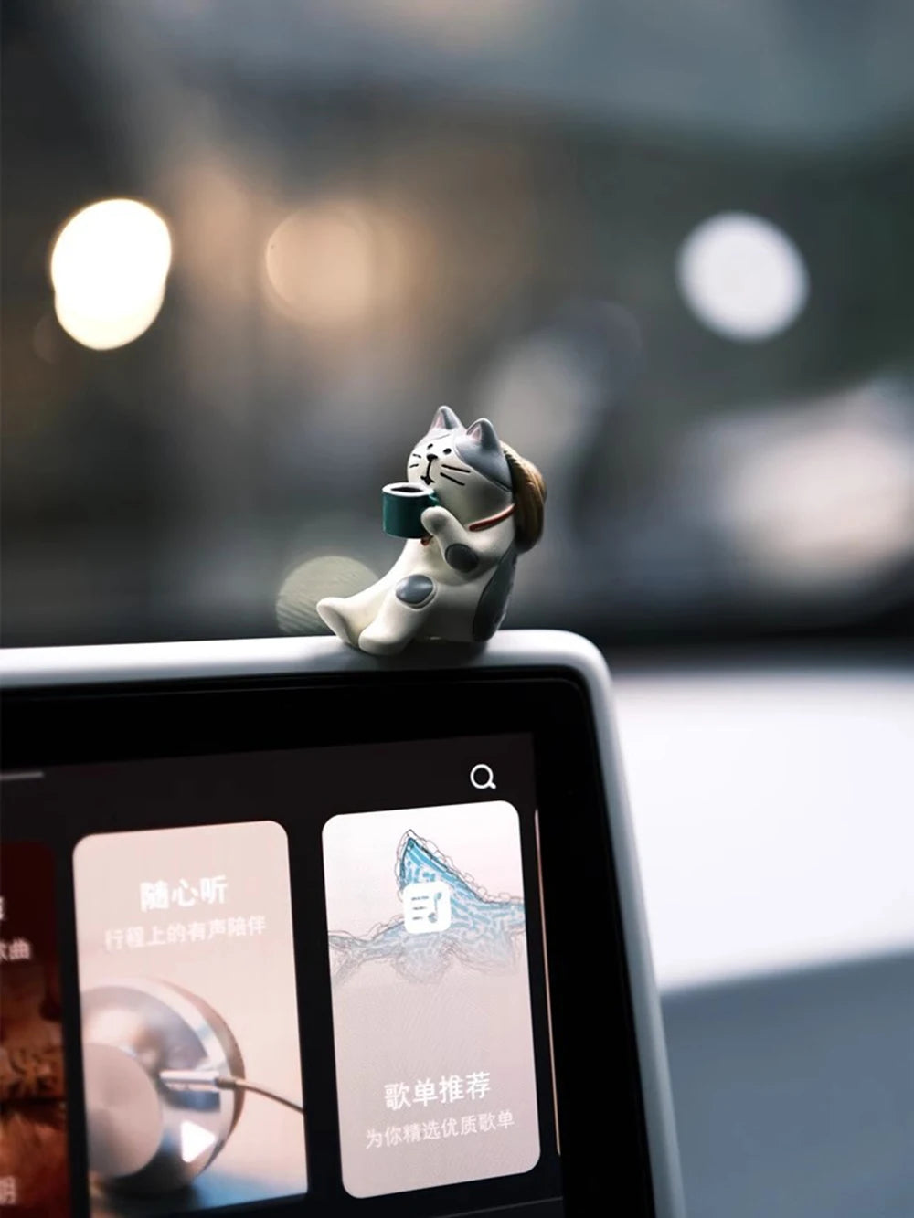 CowLost | decor-product_id-healing-kitten-resin-car-dashboard-ornament-decorative-cat-figure |12