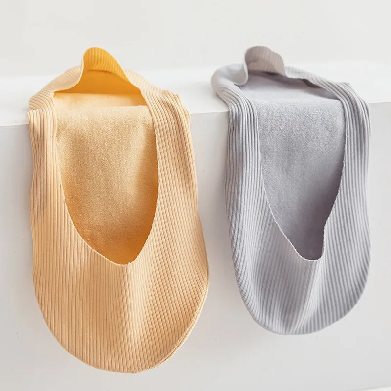 CowLost | product_id-4-pairs-women-s-summer-ice-silk-anti-slip-invisible-short-socks-solid-color |7
