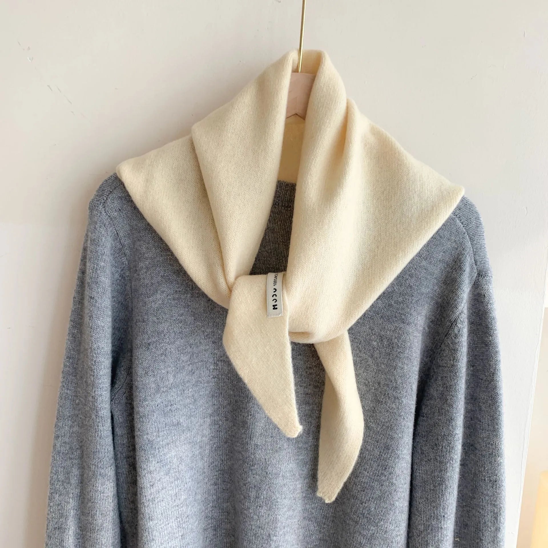 CowLost | british-korean-triangle-scarf-niche-wool-triangular |64