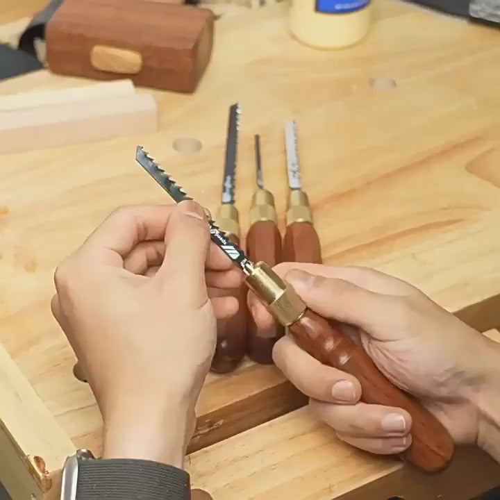 Mini Detachable Hand Saw Set with Round/Hexagonal Wooden Handle and 5 High Carbon Steel Blades for Woodworking